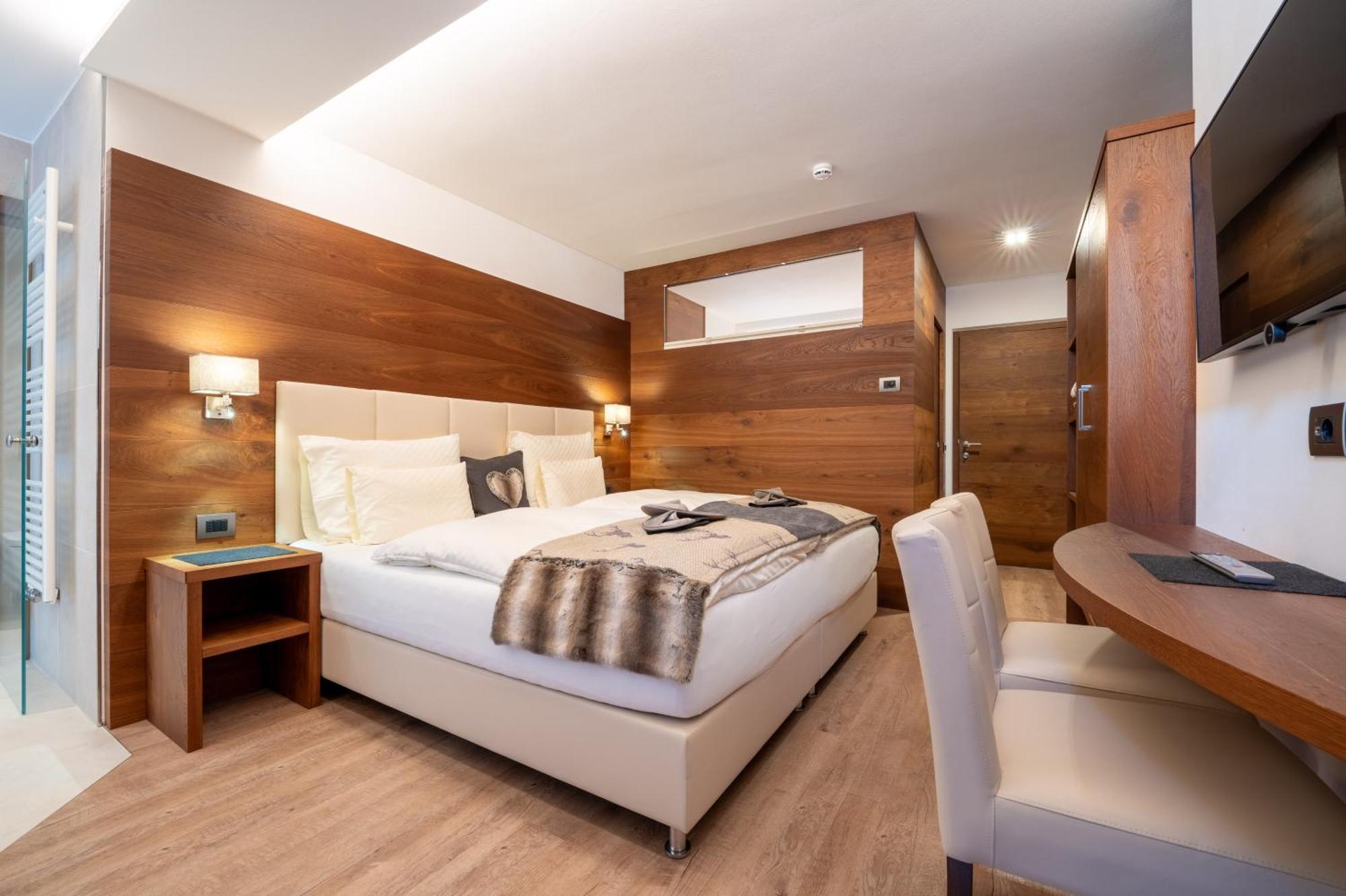Arya Alpine Lodge Selva di Val Gardena Eksteriør bilde
