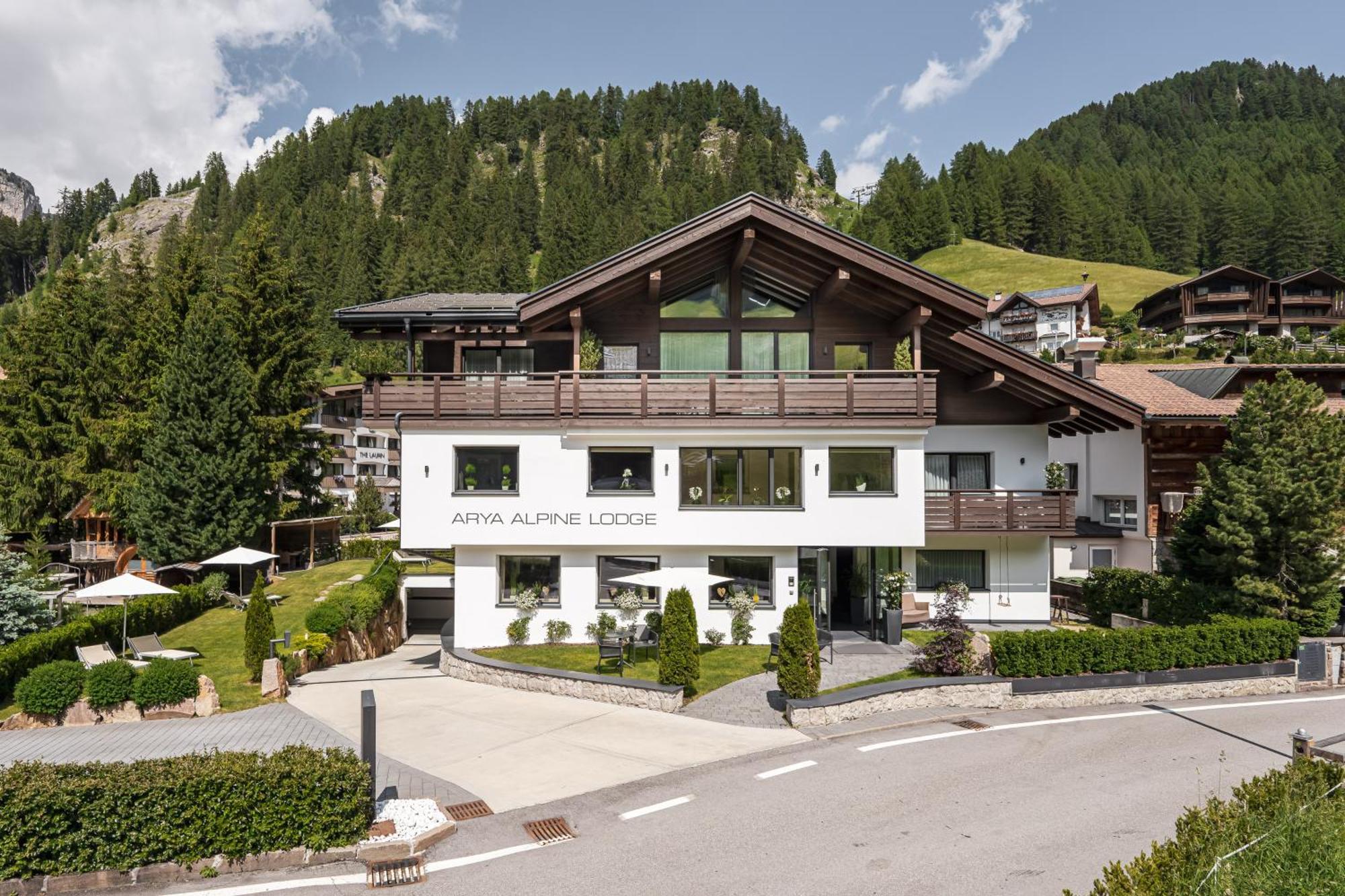 Arya Alpine Lodge Selva di Val Gardena Eksteriør bilde