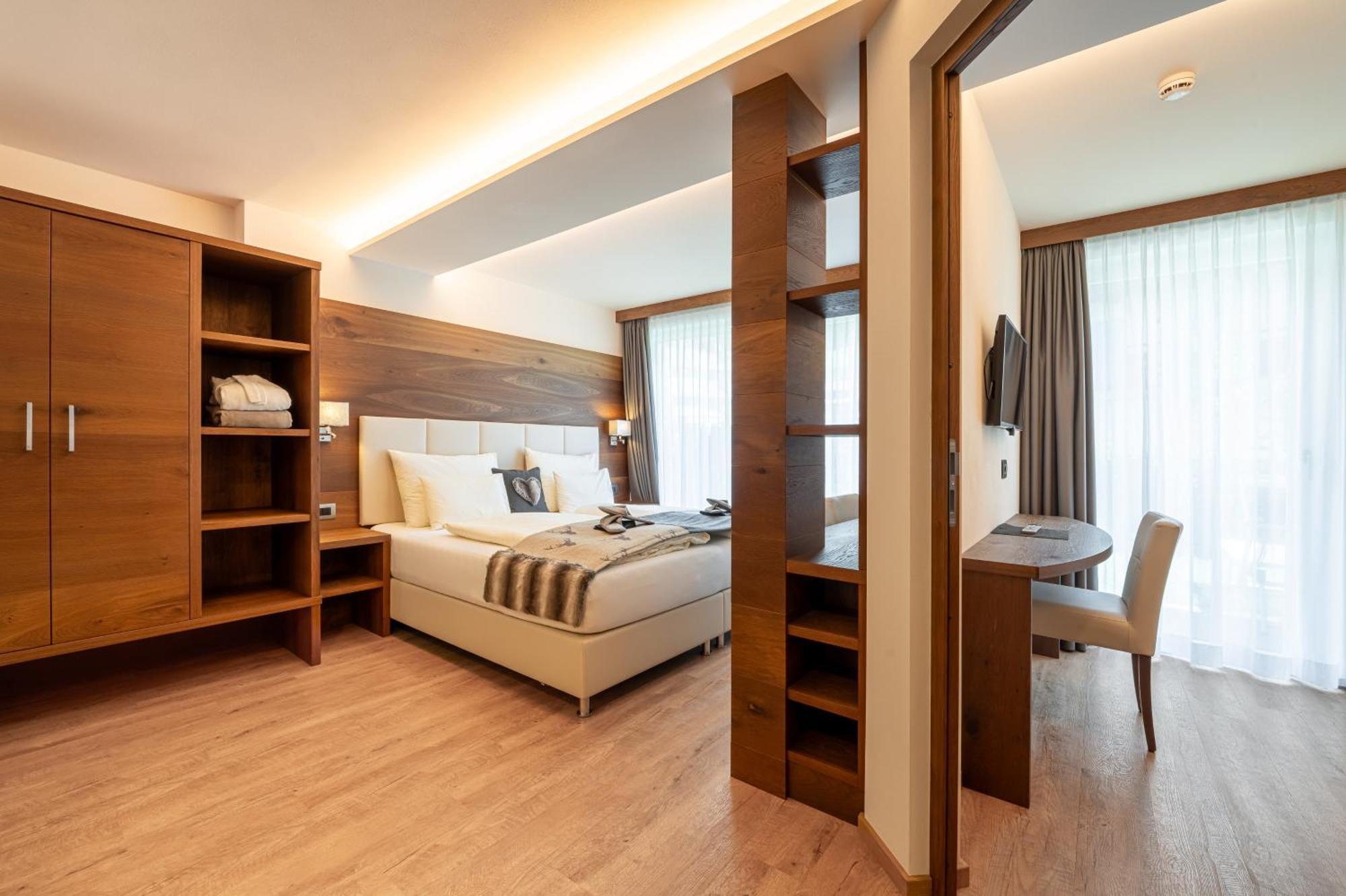 Arya Alpine Lodge Selva di Val Gardena Eksteriør bilde