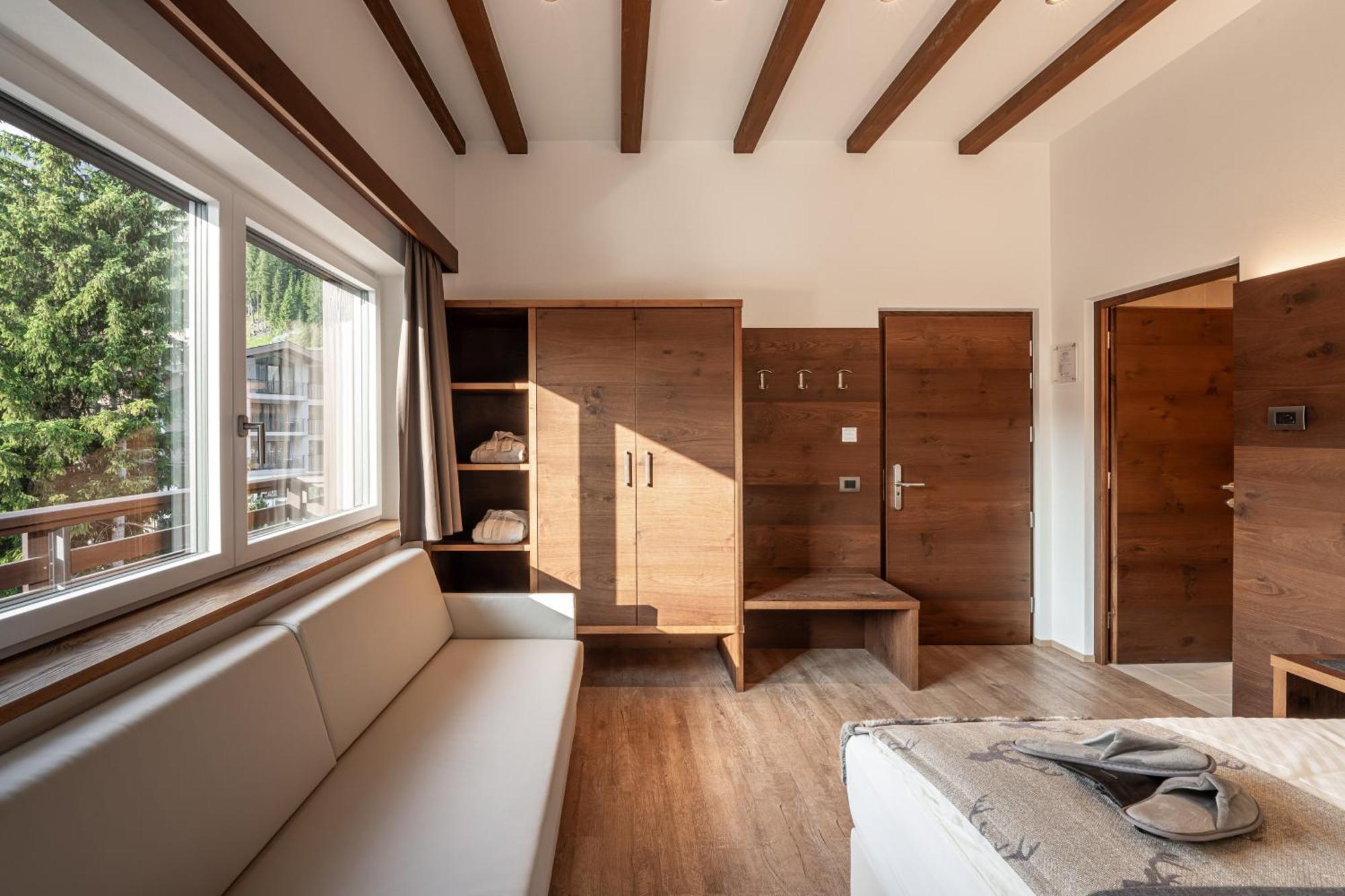 Arya Alpine Lodge Selva di Val Gardena Eksteriør bilde